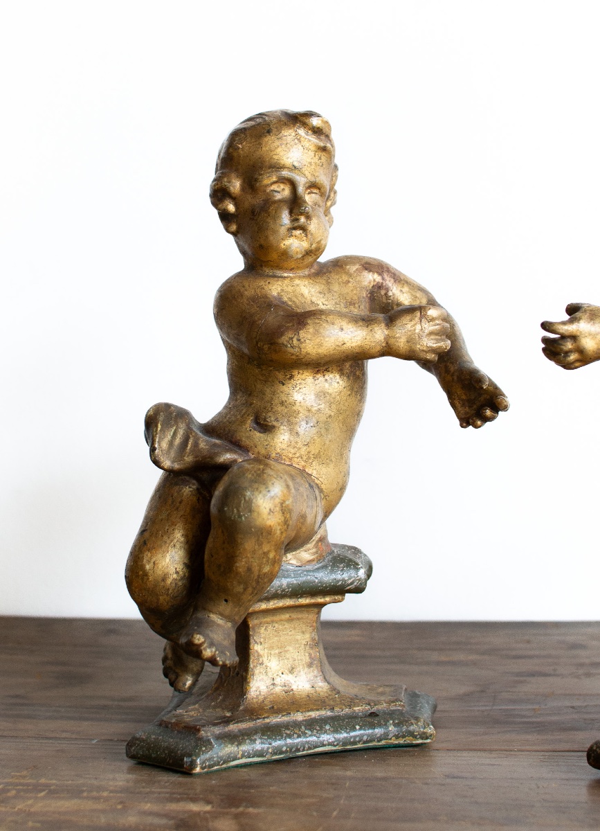 Paire de putti en bois doré et laqué – Lombardie, fin XVIIe siècle-photo-1