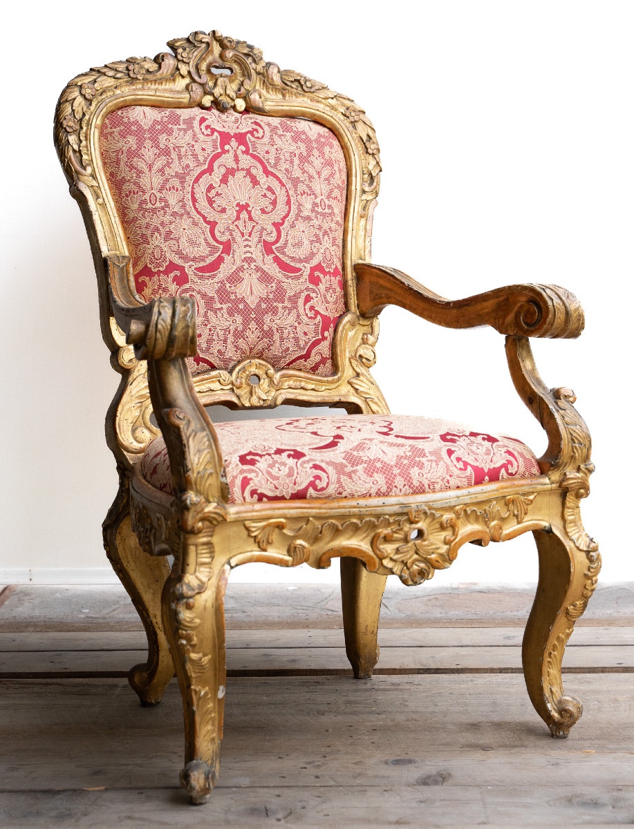 Gilded Wooden Baroque Armchair – Late 17th Century