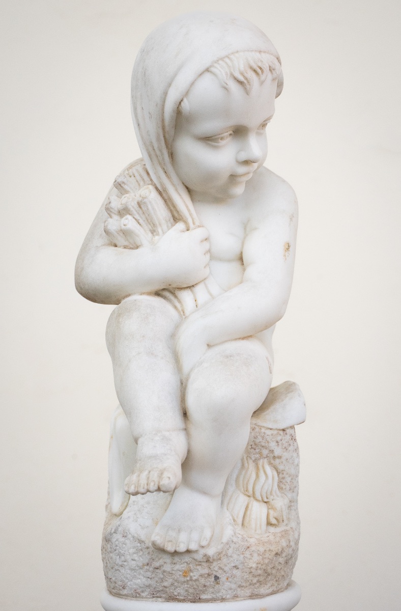 Paire de putti allégoriques en marbre de Carrare – XIXe siècle-photo-2