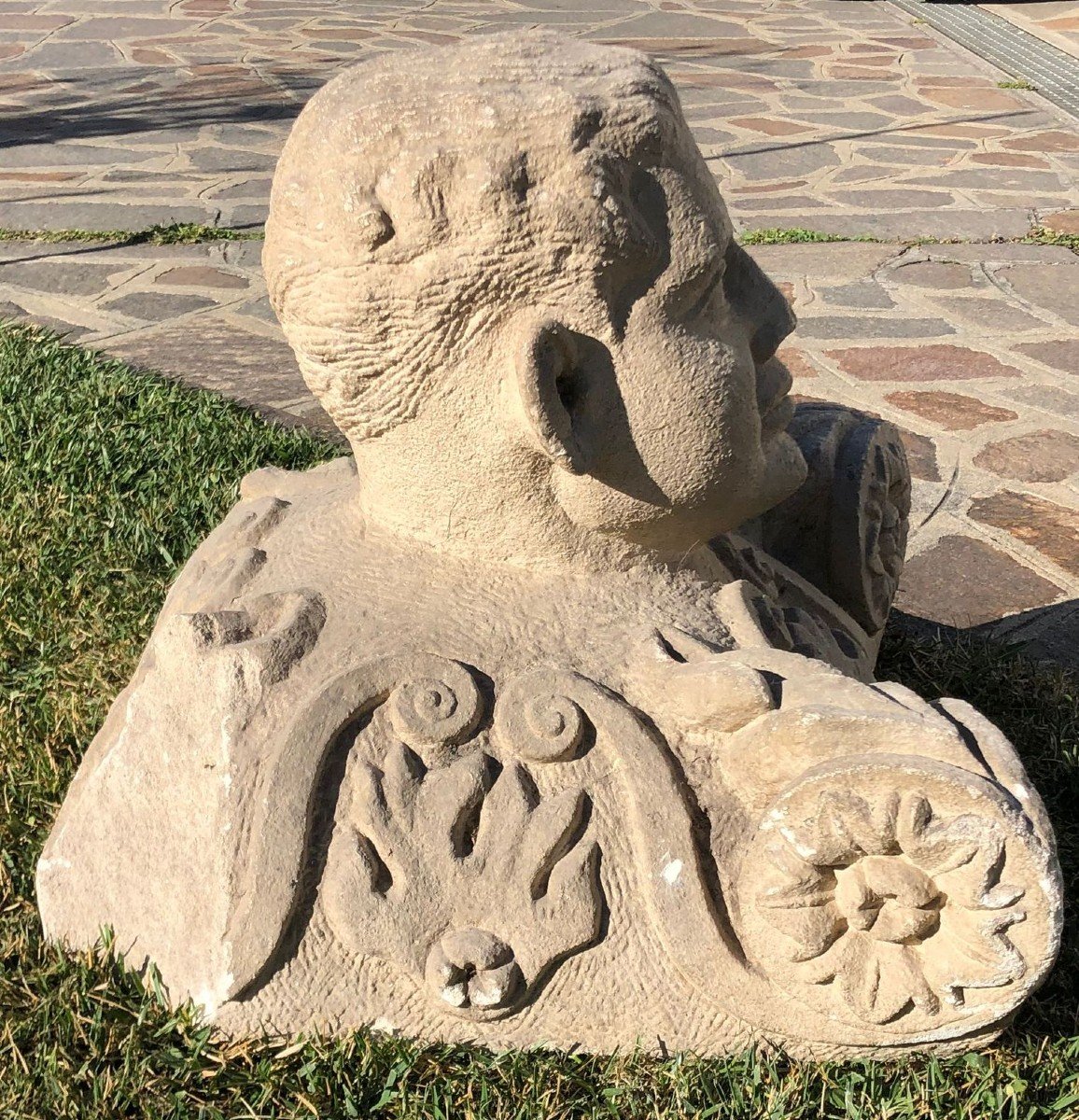 18th Century Italian Stone Sculpture Representing A Man's Head-photo-4