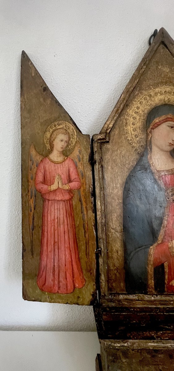 Large Sienese Triptych From The Trecento - Tempera On A Gold Ground - Circle Of Ambrogio Lorenzetti-photo-1