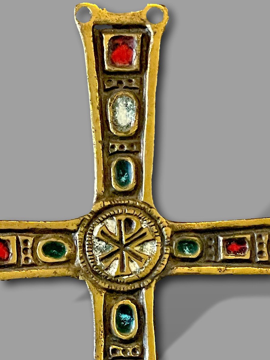 Croix pectorale Médiévale en bronze émaillé champlevé — Chrisme Chi-Rho — D. et S. PIÉCHAUD -photo-3
