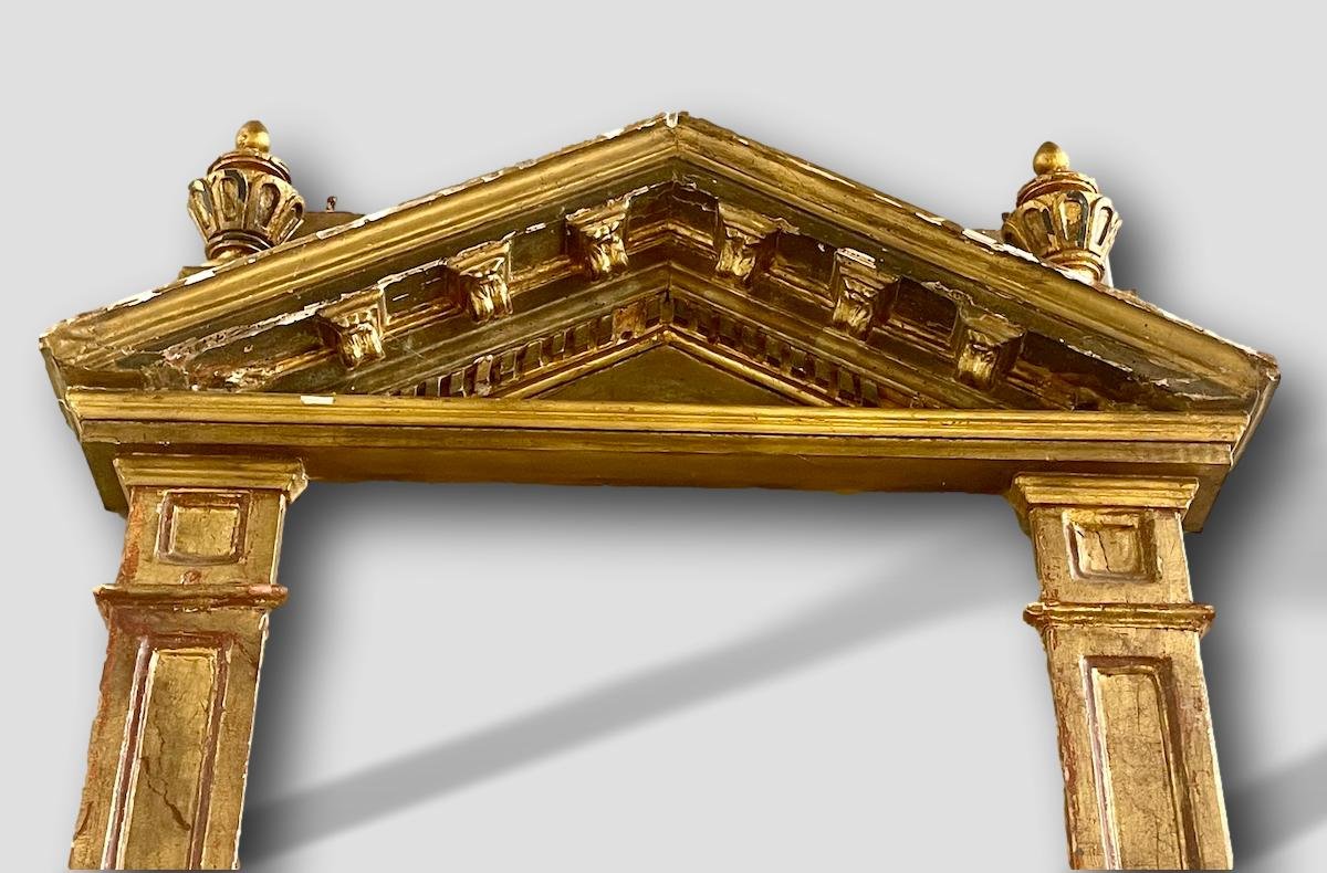CADRE TABERNACLE LOUIS XIII EN BOIS DORÉ-photo-2