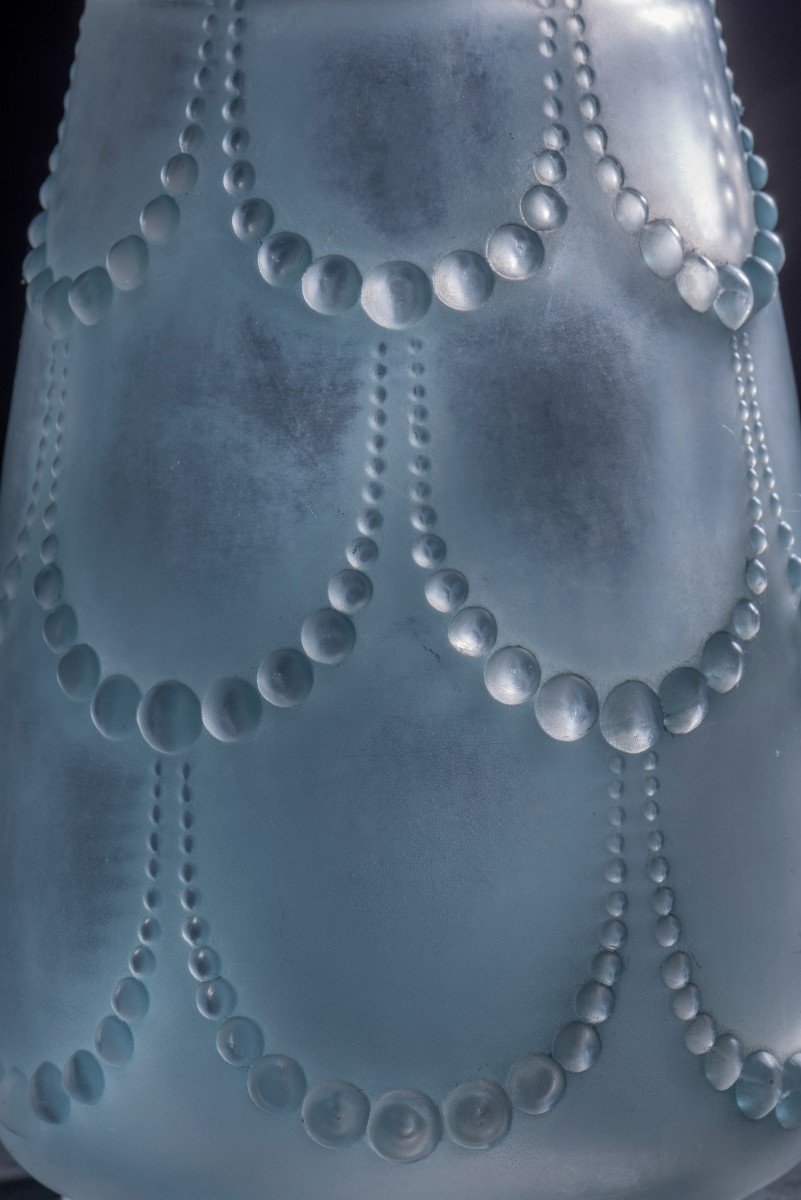 Perfume Bottle No. 1 Toilet Trim “perles” (1926) By Rene Lalique (1860-1945):-photo-3