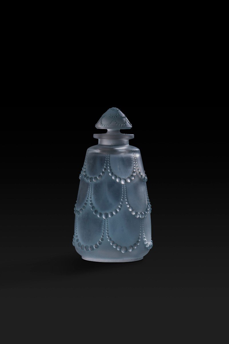 Perfume Bottle No. 1 Toilet Trim “perles” (1926) By Rene Lalique (1860-1945):