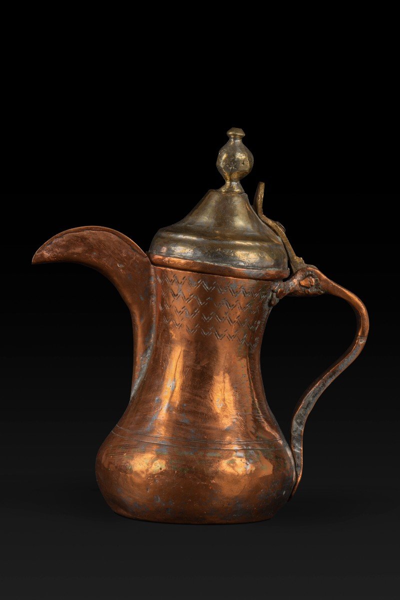 “dallah” Coffee Maker 