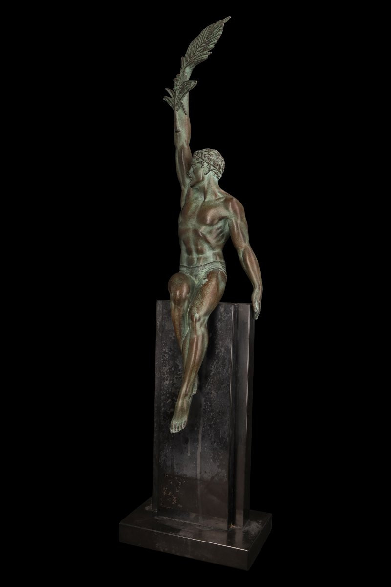 Cast Iron Sculpture With Green Patina The "trophy" By Le Faguays (1892-1962)-photo-2