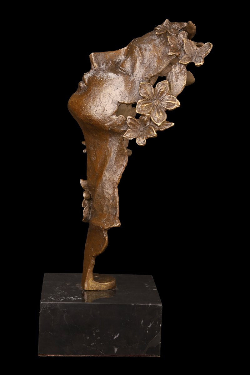Late Bronze Sculpture "face Of A Woman With Flowers" By Milo-photo-4