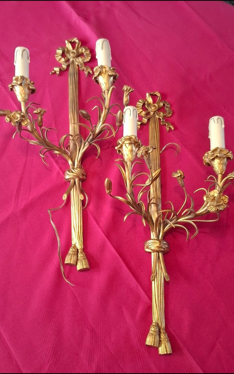 Paire d’appliques en bronze doré fin XIX , style Louis XVI-photo-1