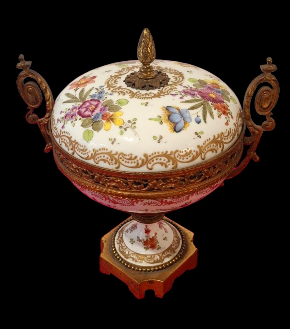 Pot-pourri porcelaine Meissen et bronze doré, XIXe siècle 