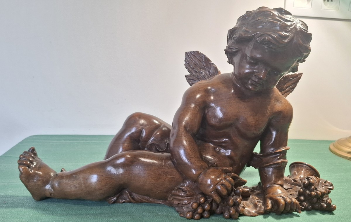 Angelot In Walnut, Faubourg Saint-honoré