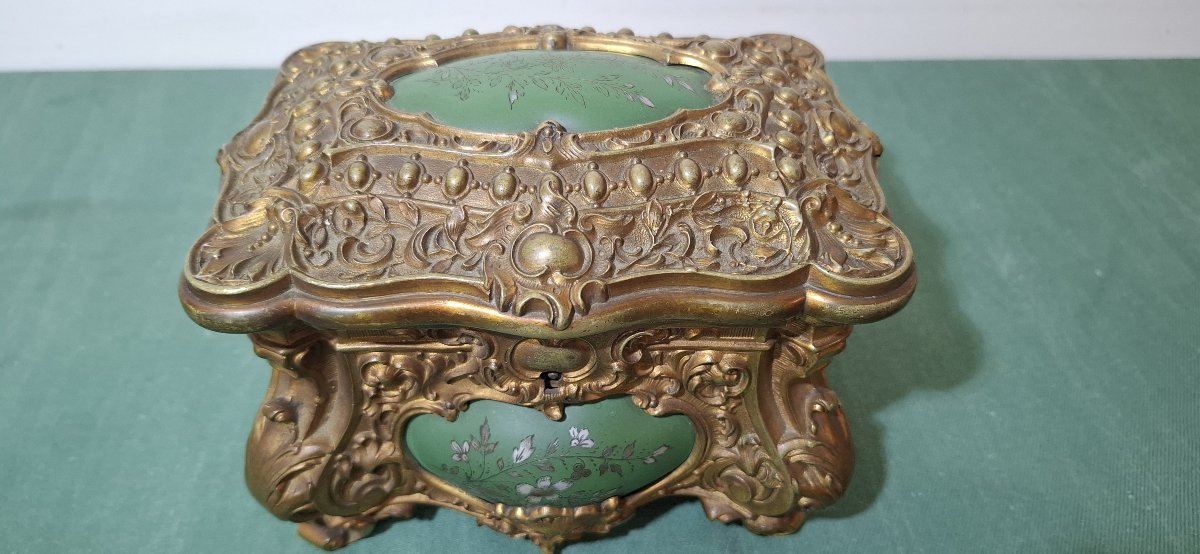 Gilded Bronze And Polychrome Bronze Box – Napoleonic III Period (circa 1860–1880)-photo-2
