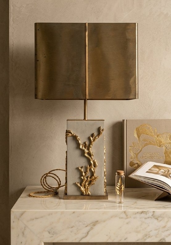 Lampe de table signée Maison Charles – Bronze doré et laiton – Vers 1970-photo-3
