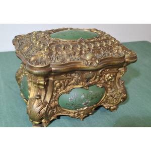 Coffret en bronze doré et bronze polychrome – Époque Napoléon III (vers 1860-1880)