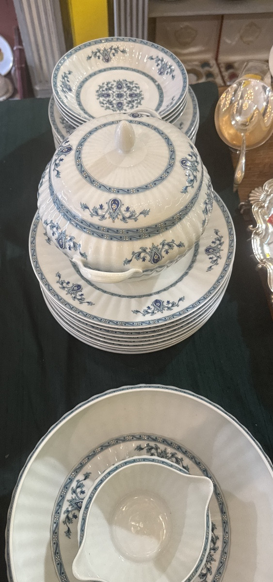 Service de table  limoges modèle Téhéran 