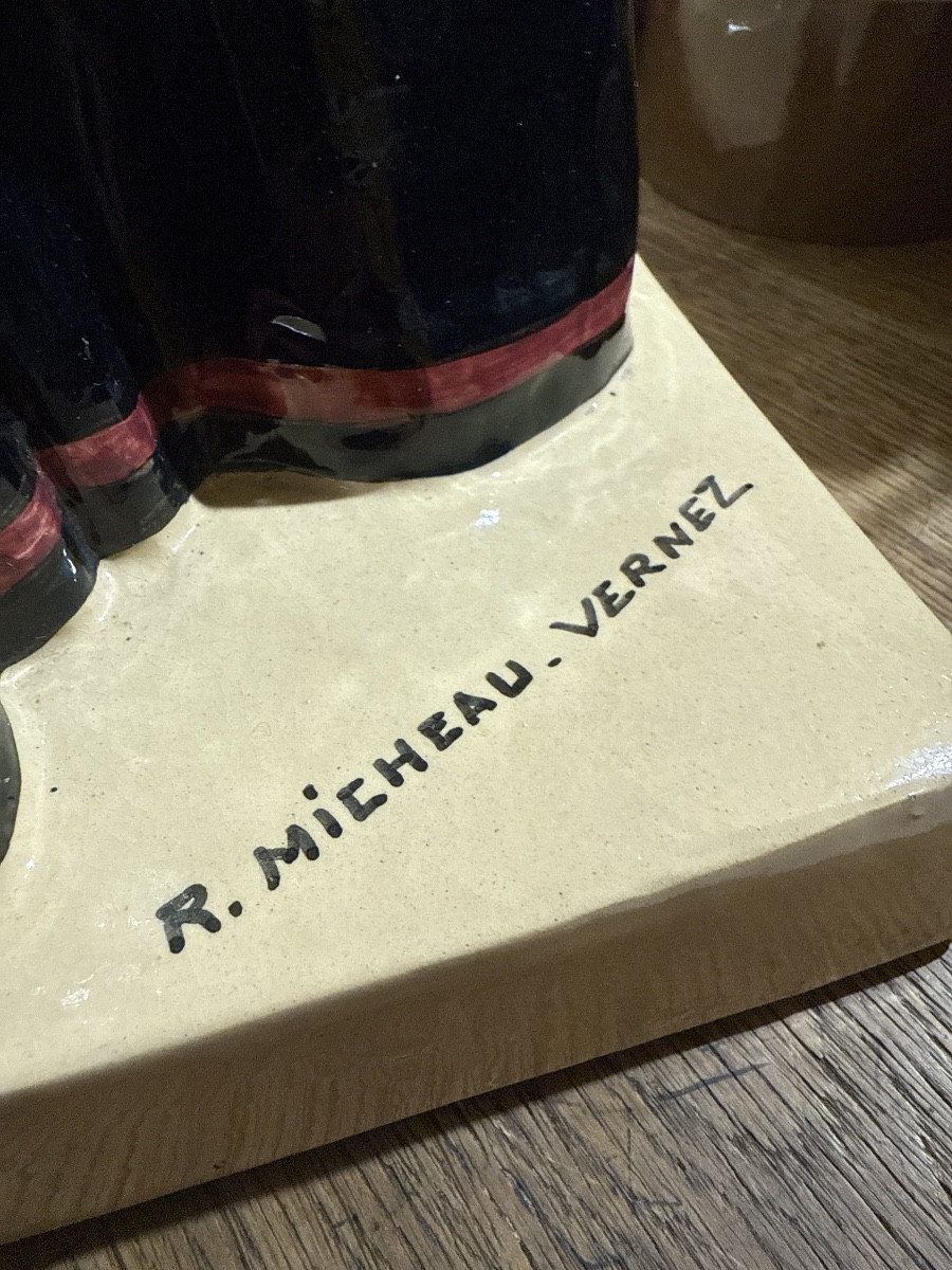 Sujet en faïence de Quimper R.Micheau-Vernez-photo-1