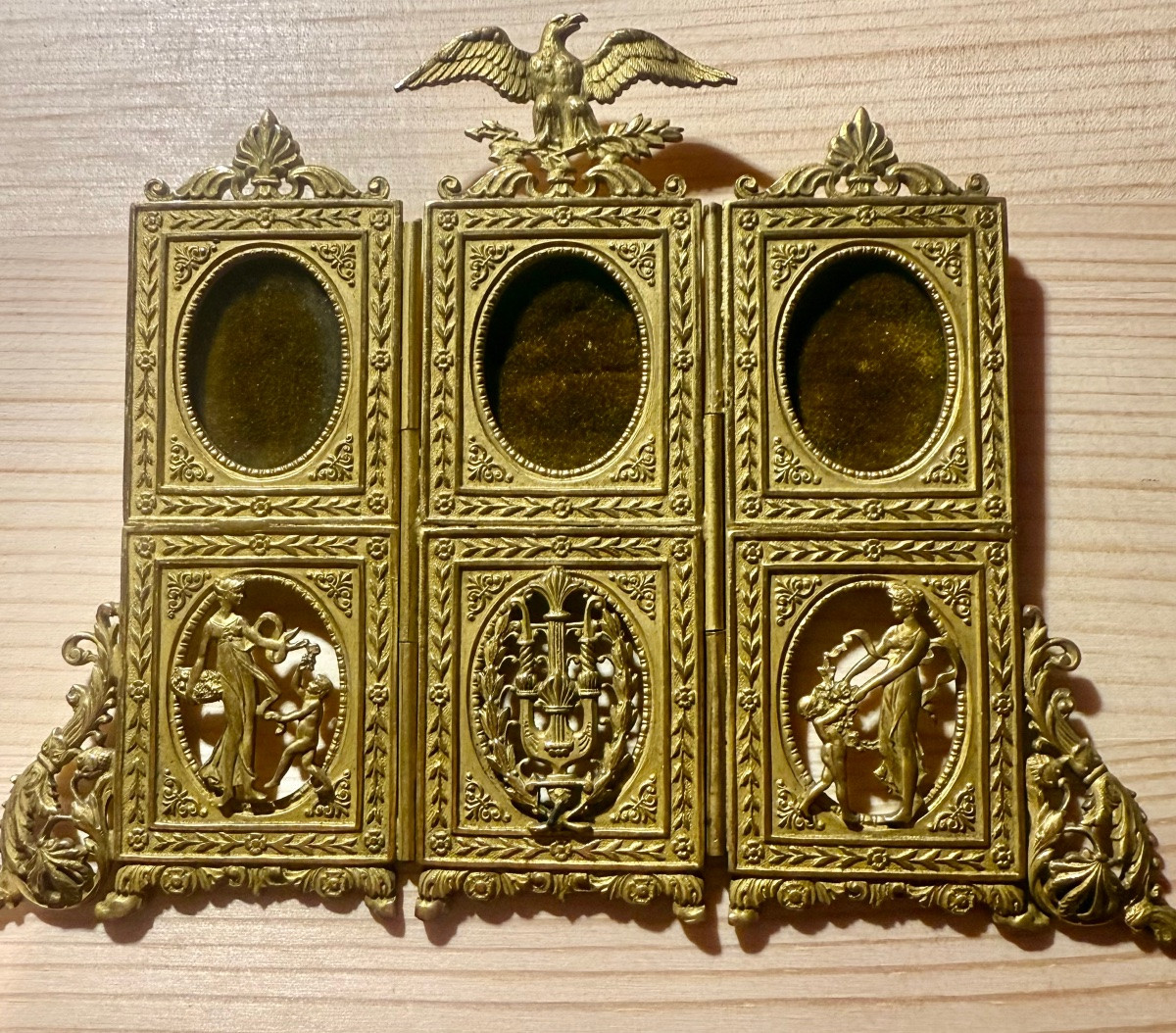 Petit cadre empire en laiton-photo-3