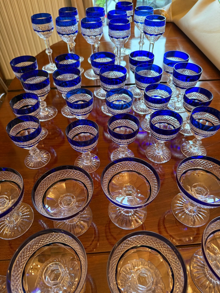 Saint Louis Crystal Glasses Model Trianon 38 Pieces-photo-2