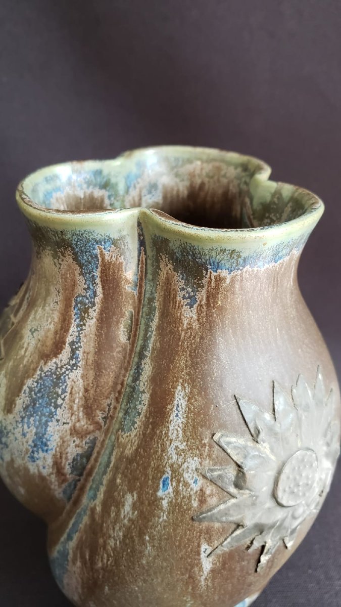 Vase DENBAC en grès flammé  à décor de tournesols en étain. Modèle 82. Epoque Art Déco 1925/30-photo-3