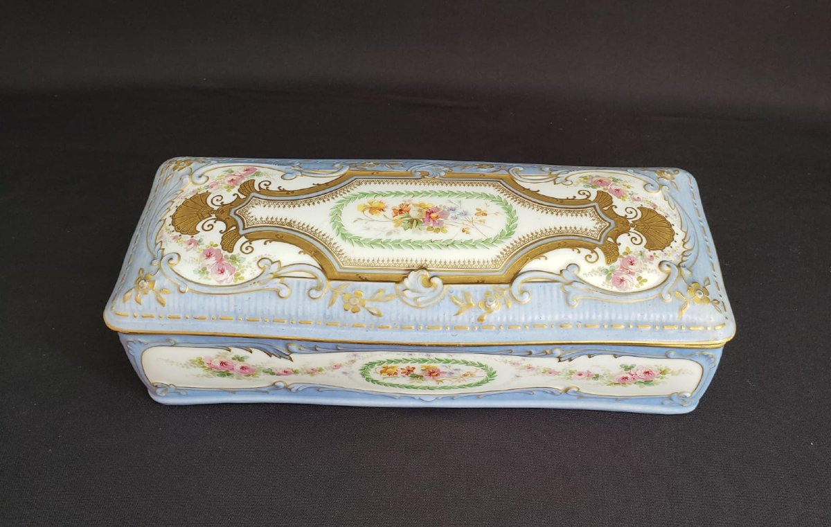 Importante boîte à gants en porcelaine de Limoges. R. Delignières & Cie- Vers 1879-1900 
