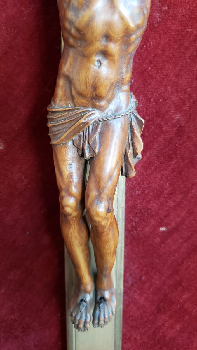 Christ vivo attribué à César Bagard dans son cadre sculpté  doré.  Epoque Louis XIV -photo-3