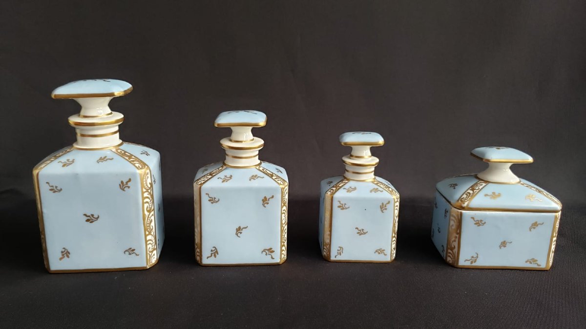 Garniture de toilette en porcelaine de Limoges  – Vers 1940/1950-photo-3