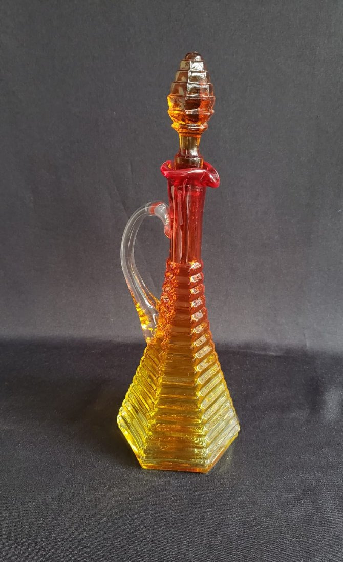 Large Amberina d'Empoli Carafe – Pyramid Or Beehive Model – Circa 1960