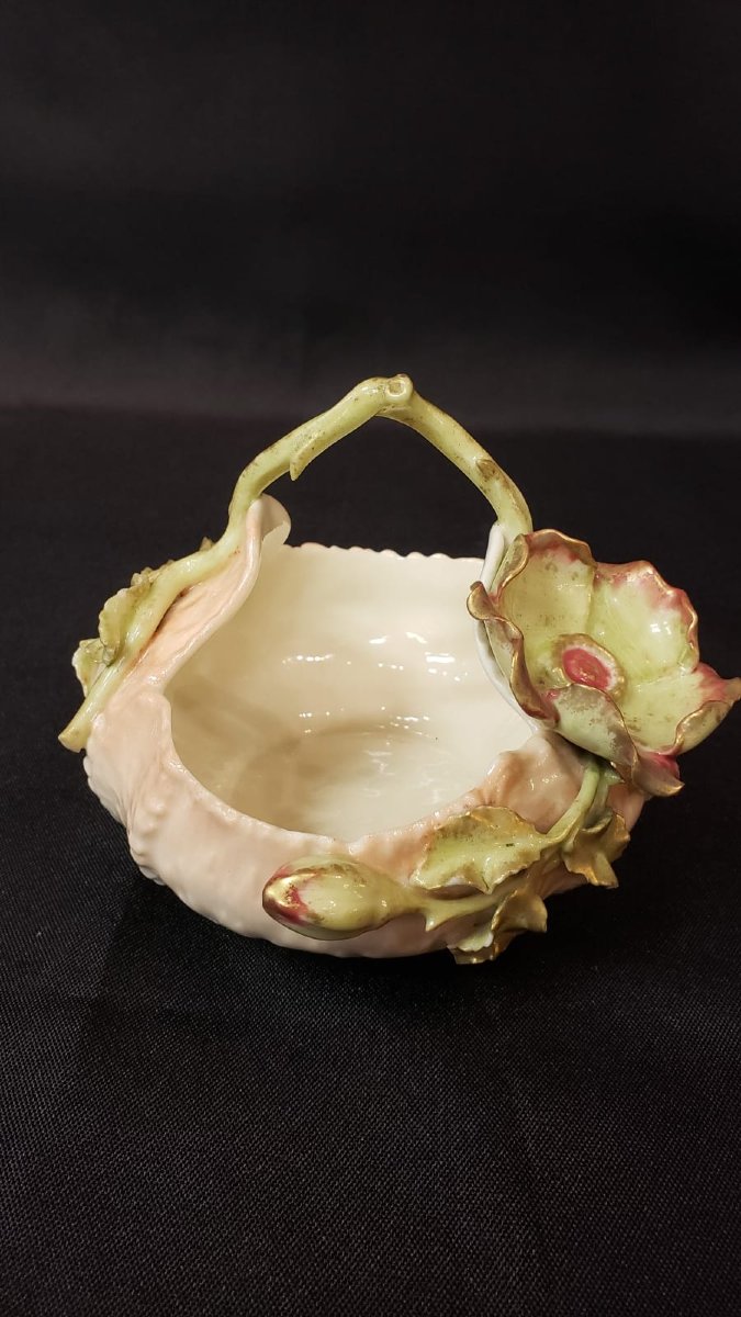 Panier vide-poches en porcelaine de Saxe – Décor floral en relief – Art Nouveau vers 1890-photo-5