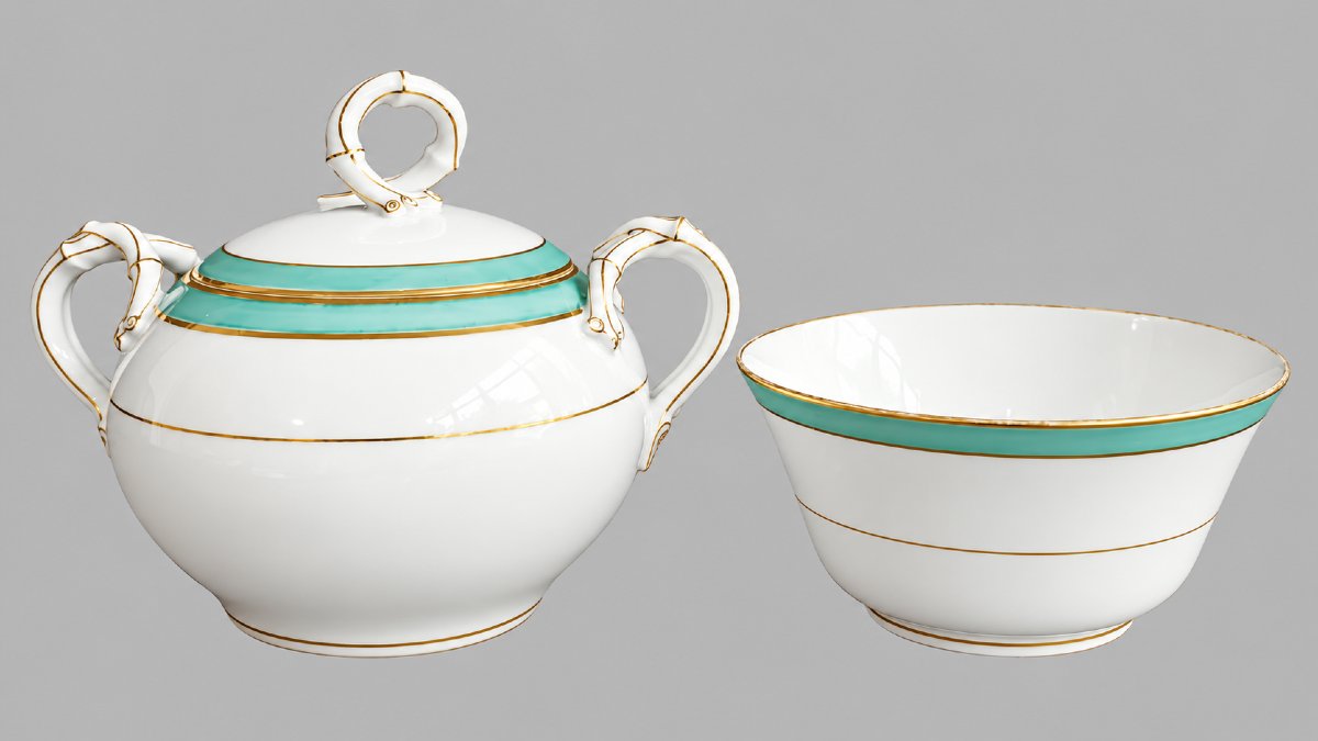 Ensemble sucrier et jatte en porcelaine " A la ville de sèvres" Epoque Napoléon III vers 1870  