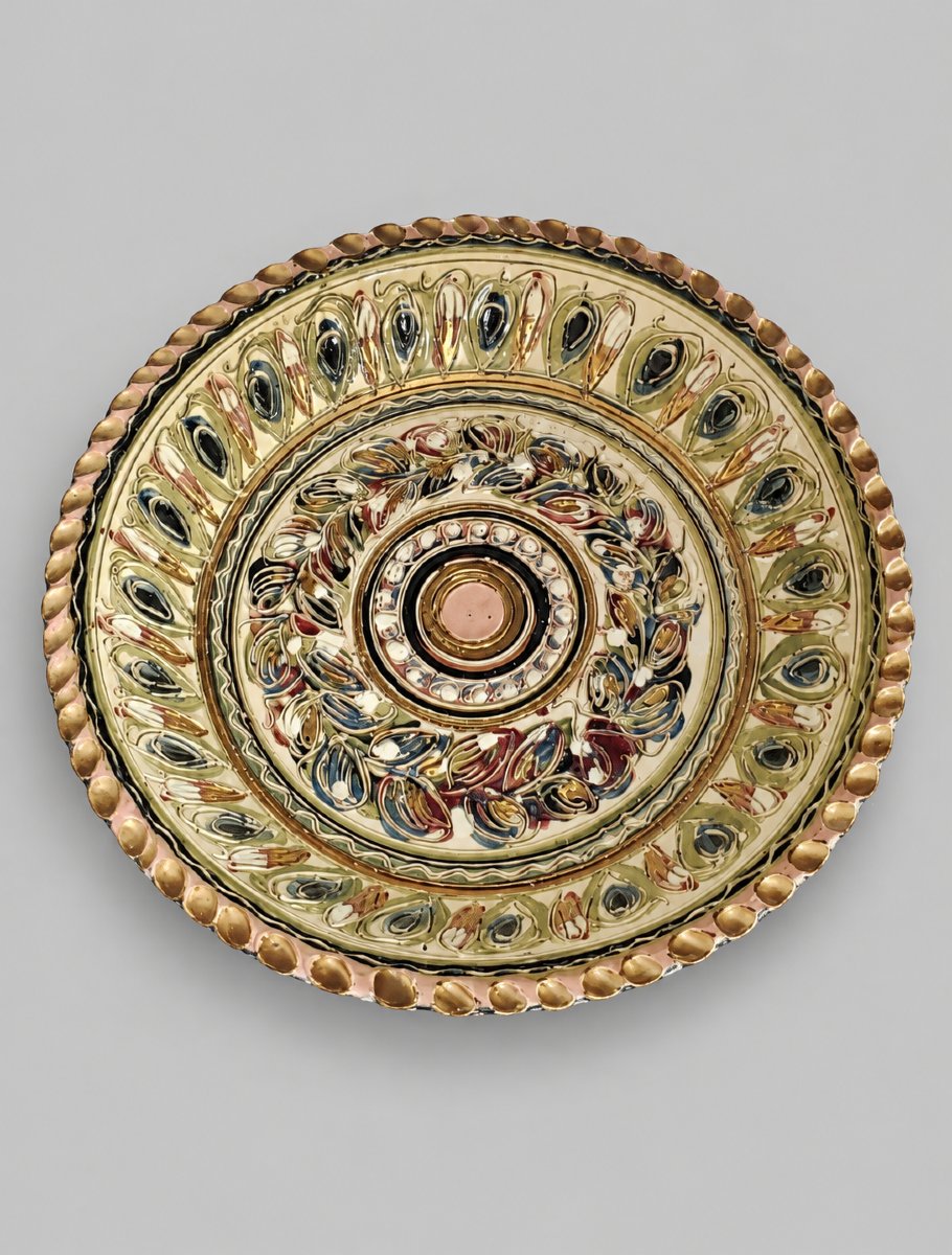  Plat en c&eacute;ramique de la Ma&icirc;trise De Nimy par Georges Destrebecq, circa 1945 