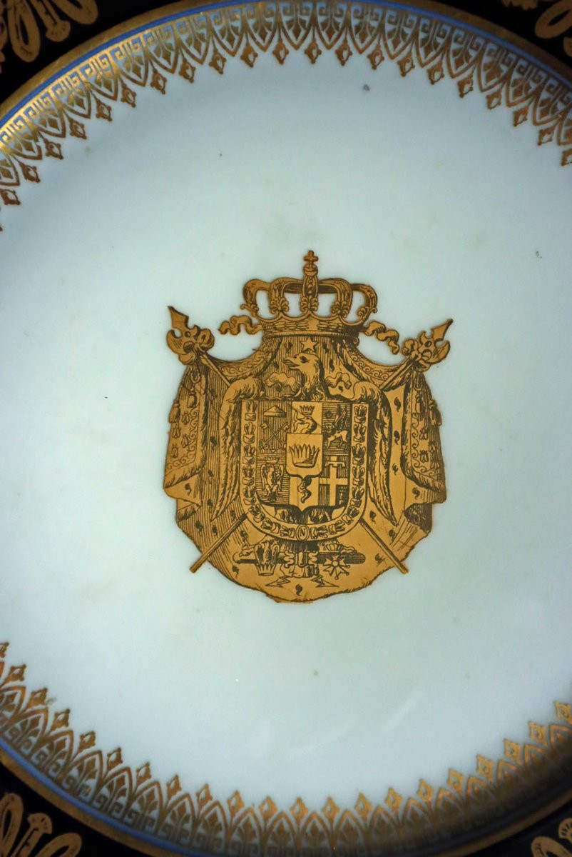 Porcelain Plate Bearing The Coat Of Arms Of Napoleon I, King Of Italy-photo-2