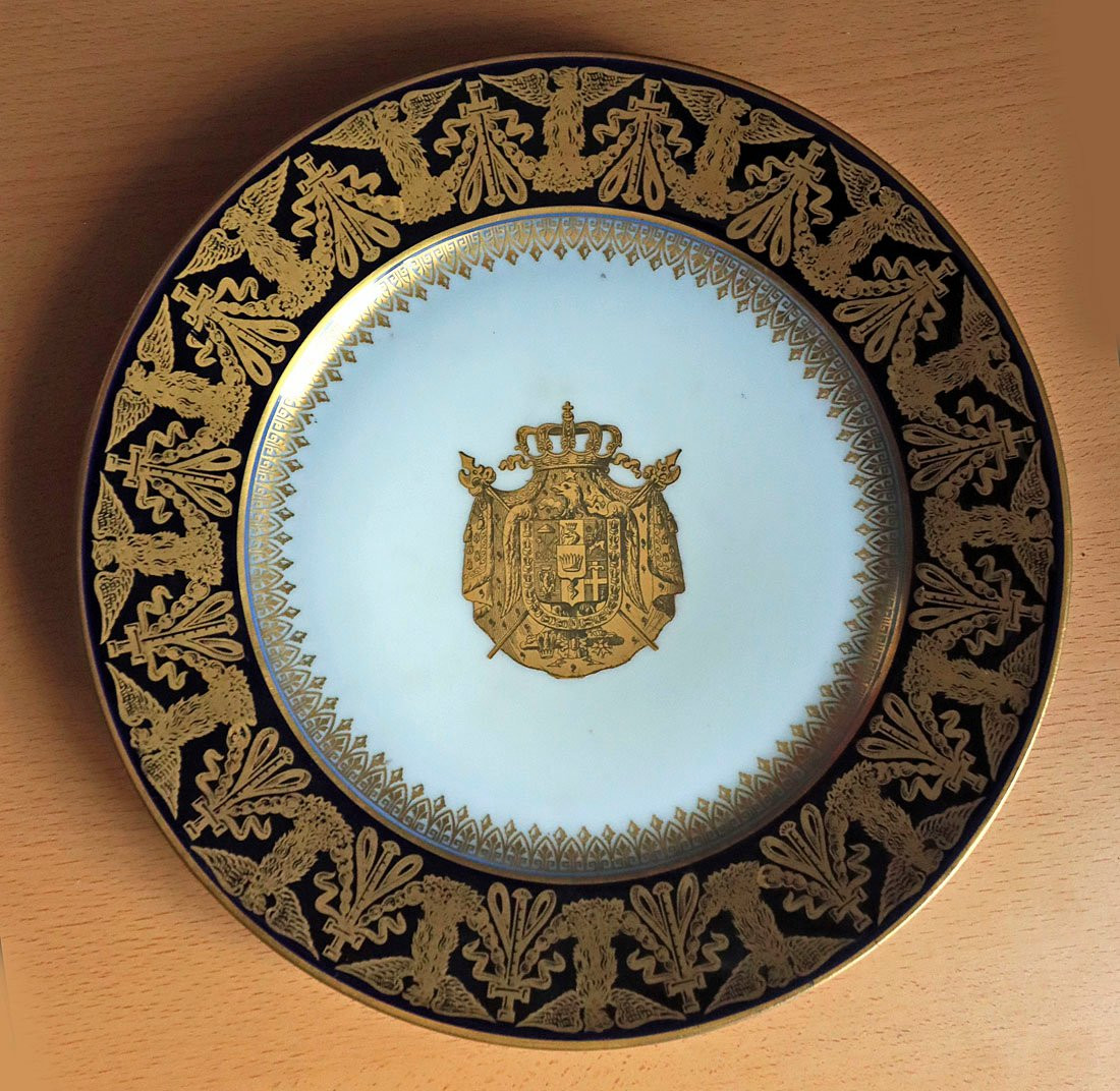 Porcelain Plate Bearing The Coat Of Arms Of Napoleon I, King Of Italy-photo-3
