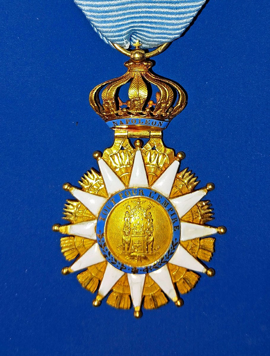 Knight's Star Of The Order Of Reunion-photo-1