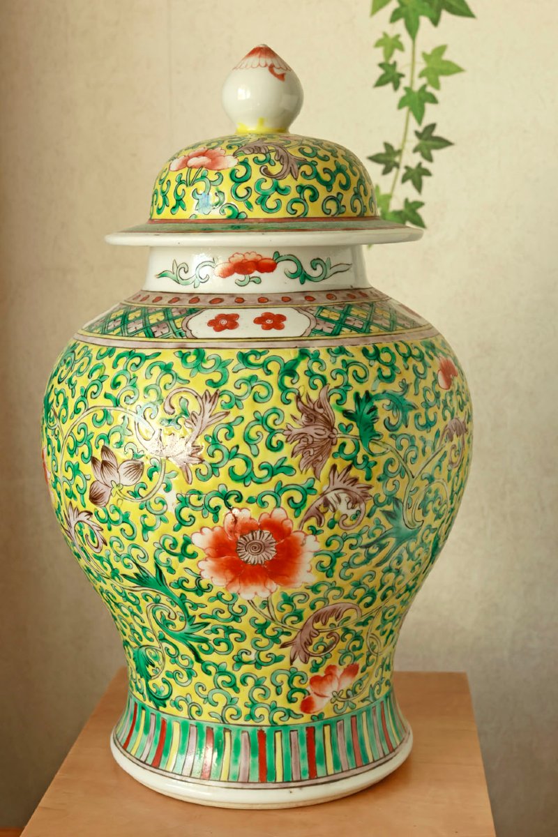 Lidded Chinese Porcelain Vase, 19th–20th Century
