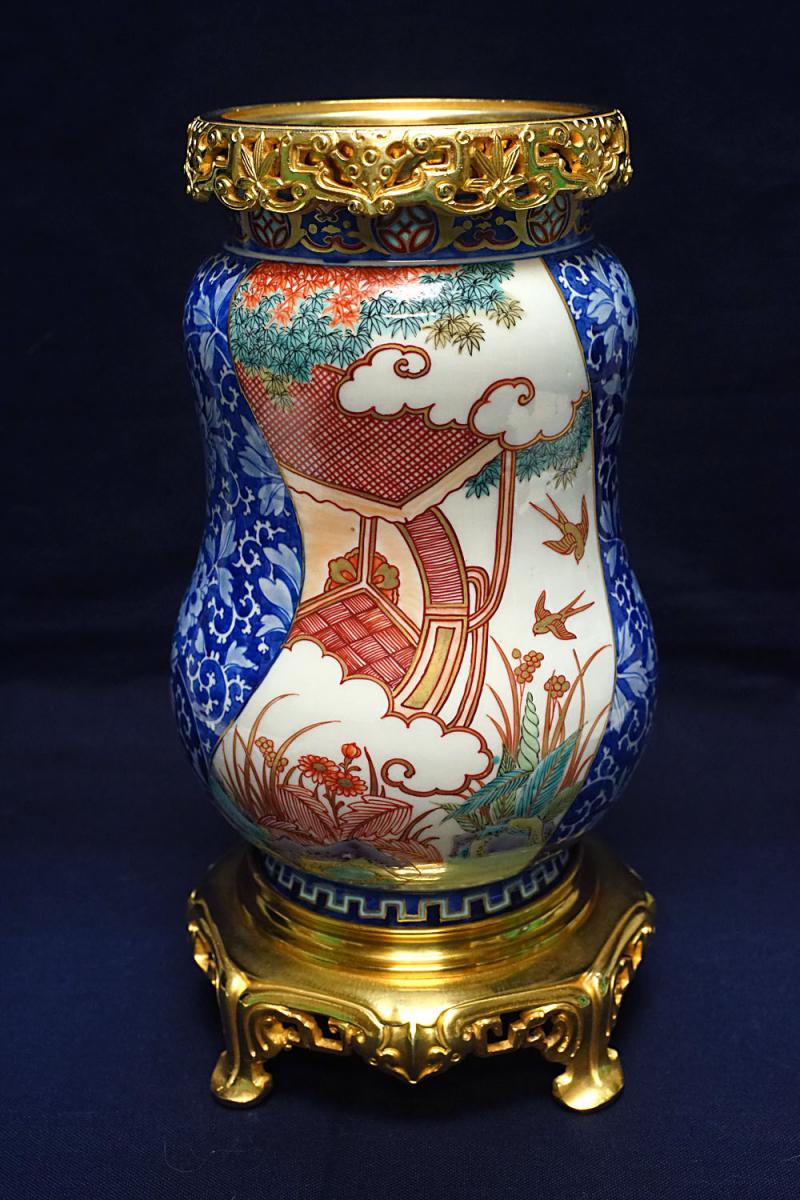 Vase En Porcelaine De Fukagawa Japon Monture Bronze Doré