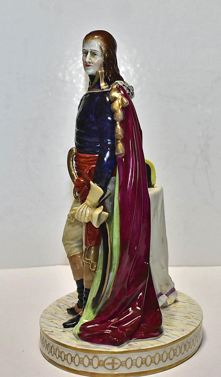 Napoléon Bonaparte , Porcelaine De Saxe Début 20ème-photo-4