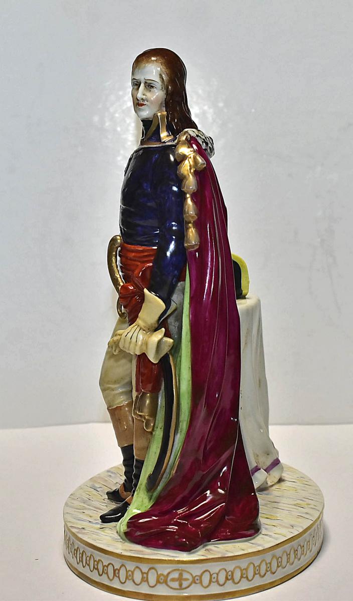 Napoleon Bonaparte, Porcelain Of Saxony Early 20th-photo-4