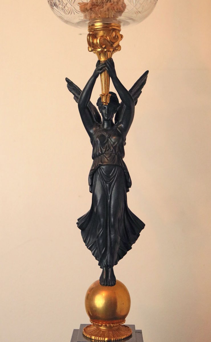 Grande Lampe Statue à Pétrole En Bronze Doré Et Marbre Vert De Mer Napoléon lll-photo-1
