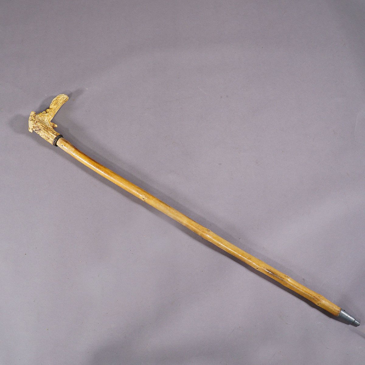 Old Walking Stick With Carved Deer Horn Handle-photo-4