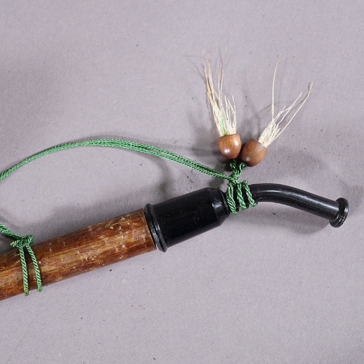 Pipe à Tabac En Épi De Maïs GERMANUS - Modèle Mac Arthur Court | Avec Filtre 6mm Et Sac De Transport