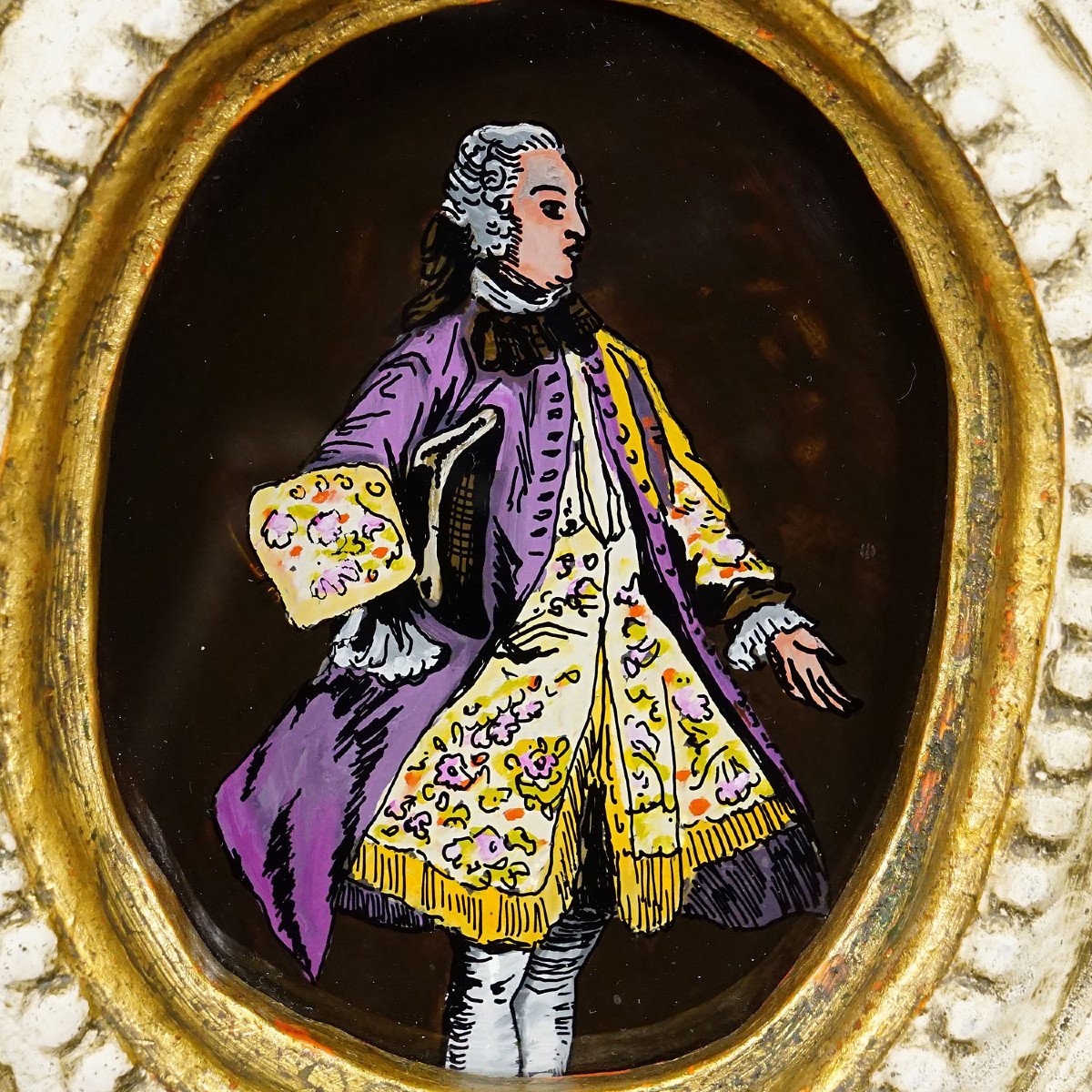 Ensemble De Trois Peintures Anciennes Représentant Des Personnes En Costumes Rococo-photo-2