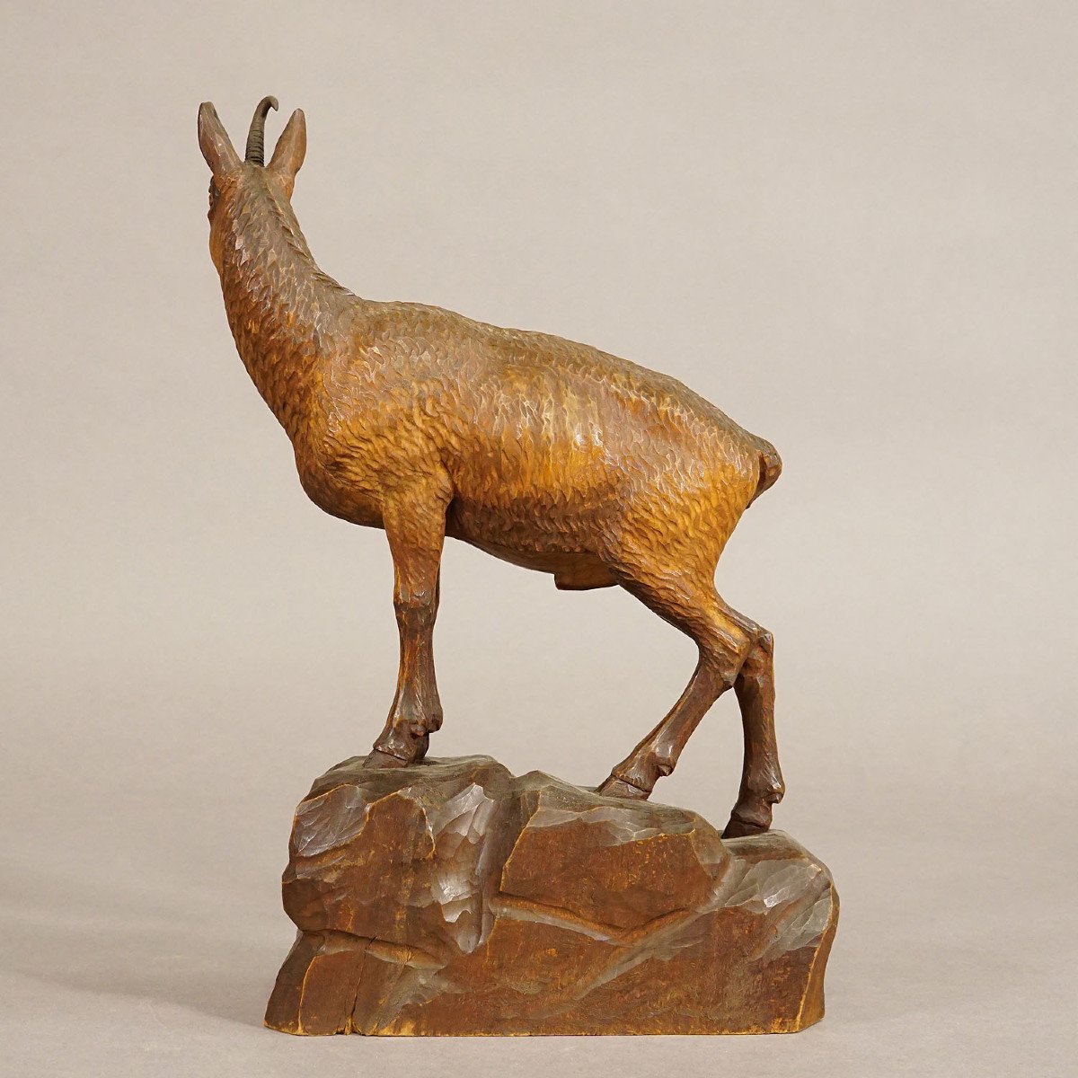 Chamois En Bois Finement Sculpté Brienz, Suisse Vers 1920-photo-4