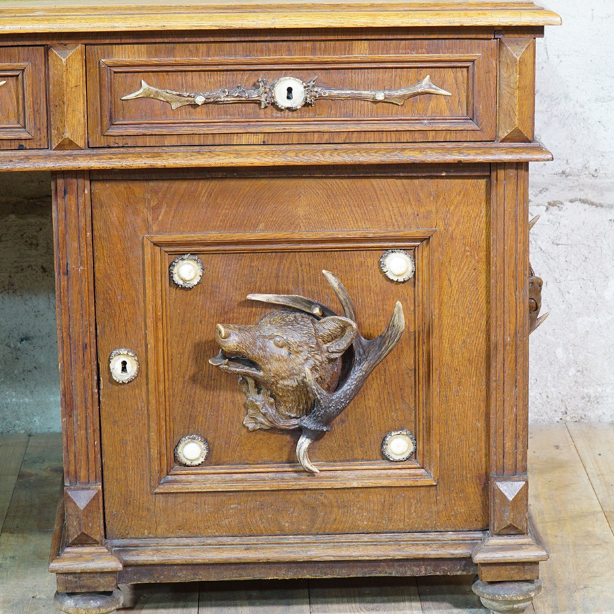 Large Oak Wood Desk With Antler Decorations By Rudolf Brix 1900 -photo-3