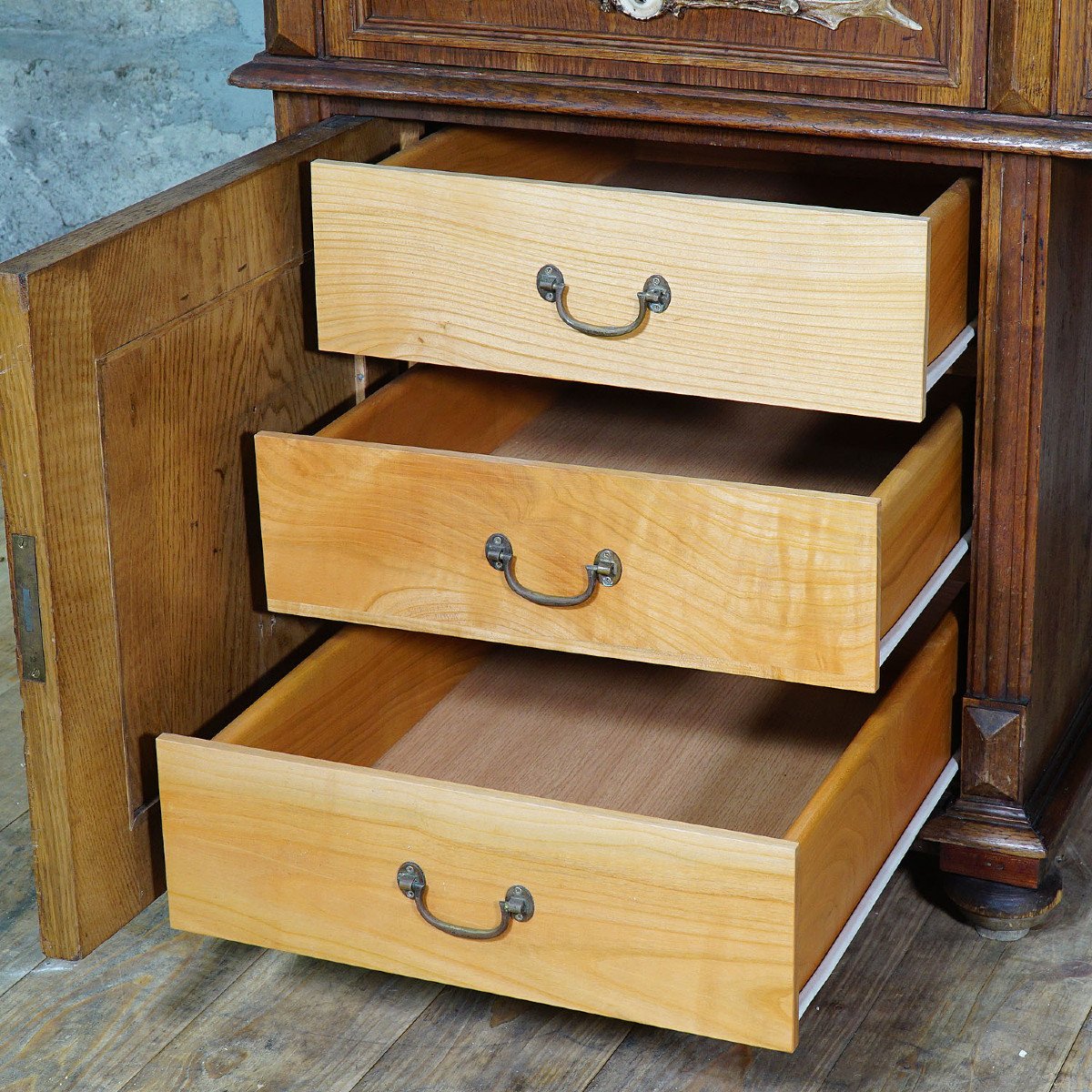 Large Oak Wood Desk With Antler Decorations By Rudolf Brix 1900 -photo-7