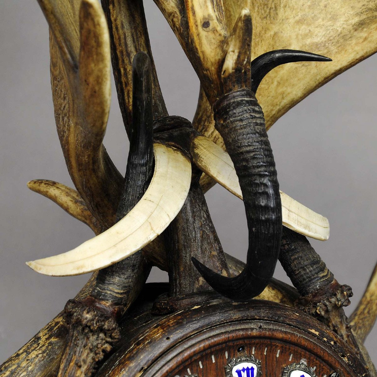 Great Lodge Style Antler Mantel Clock 1900-photo-1