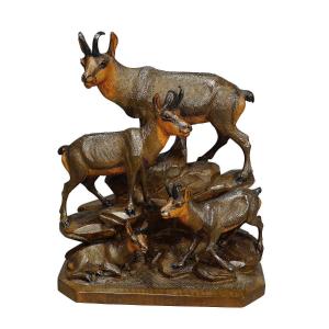 Famille De Chamois En Bois Finement Sculpté Par Ernst Heissl Vers 1900