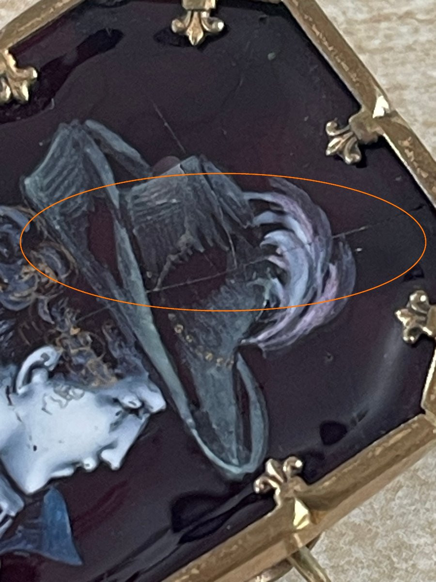 Broche XIXème portrait au chapeau à plume miniature cuivre emaillé-photo-1