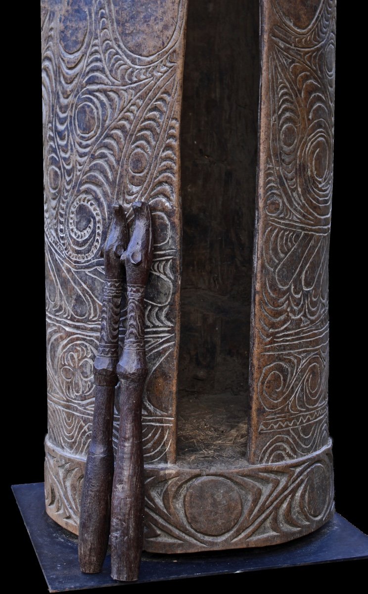 Slit Gong Drum, Papua New Guinea, Tribal Art, Oceanic Art, Garamut, Oceania-photo-4