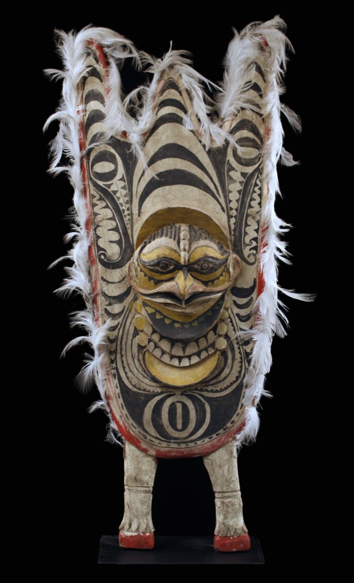 Pirogue Shield, Papua New Guinea, Oceania, Tribal Art, Oceanic Art, Sculpture