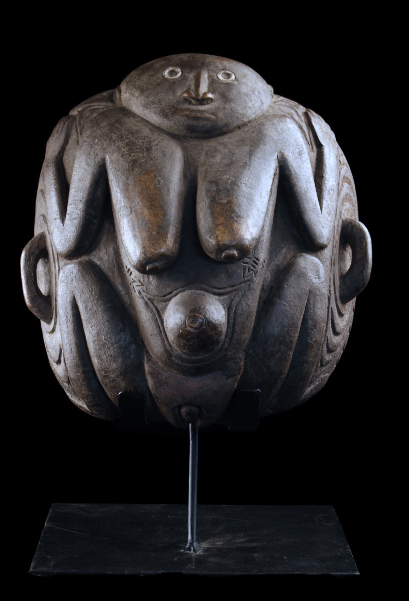 Tambour à eau, instrument traditionnel, art tribal, art océanien, Papouasie Nouvelle Guinée